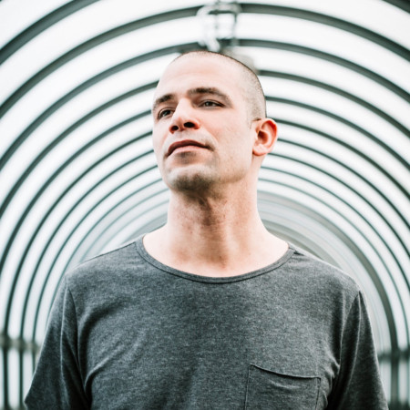 Aaron Lowe