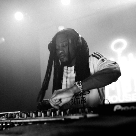 DJ ADAMM