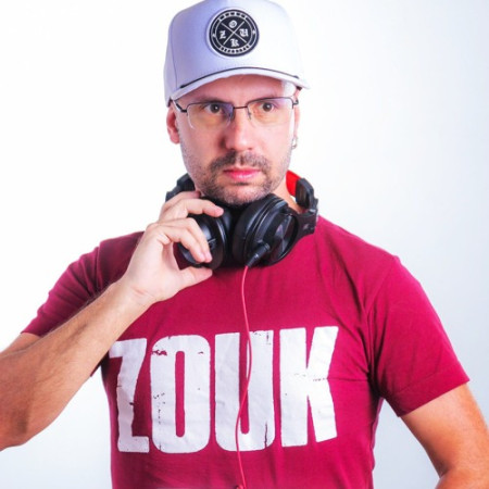 DJ GoDoY