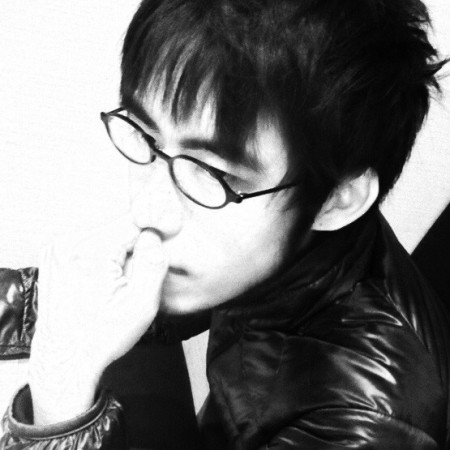akira fukuoka (福岡 陽)