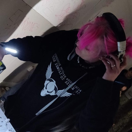 Angel AKAos Vinyl DJ