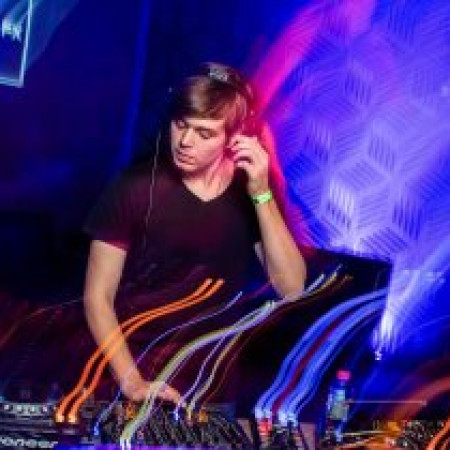 Anton Tomak