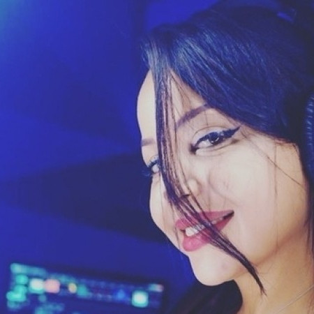 BELLA NOOR