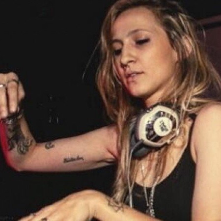 CAMILLA FABB