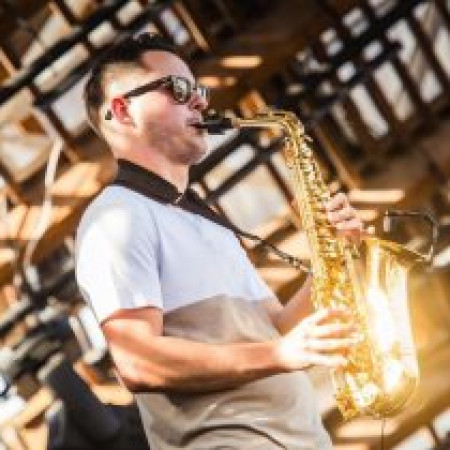 CJ SAX LIVE