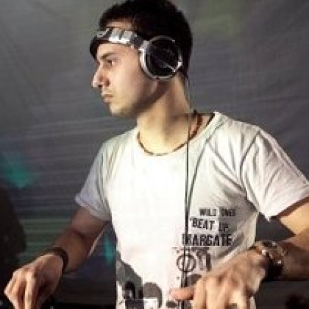 Daniel CHE