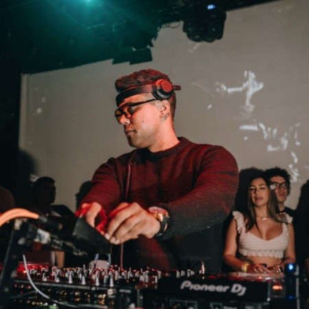 DANIEL PRADO