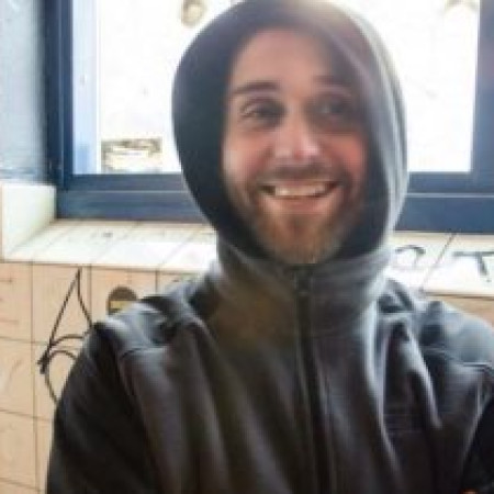 Dan M
