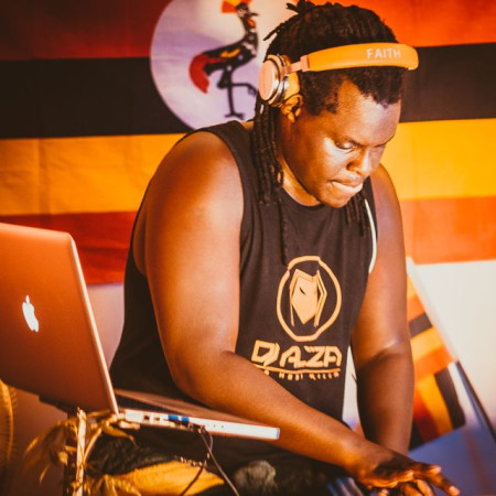 deejay_alza