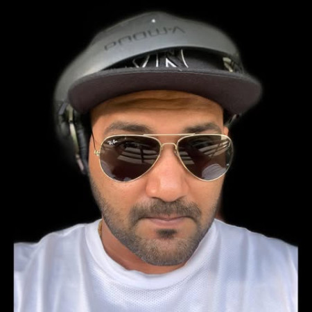 Deejay Simran