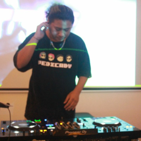 DJ REINS