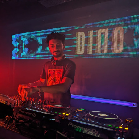 Dino S