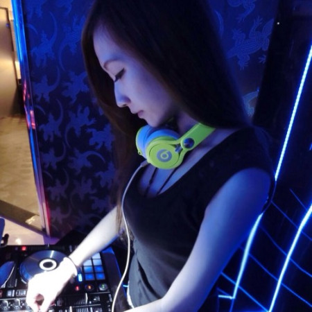 DJ 拾壹
