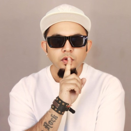 Dj Aakrisht