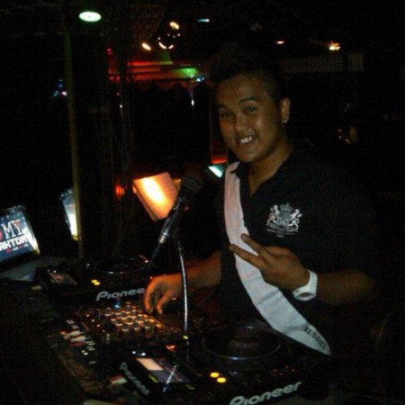 DJ ANDI PUTRA