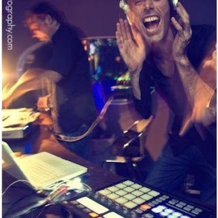 DJ Dr HOUSE