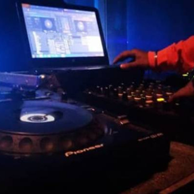 Dj godee