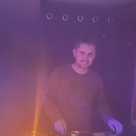 DJ GUY-R