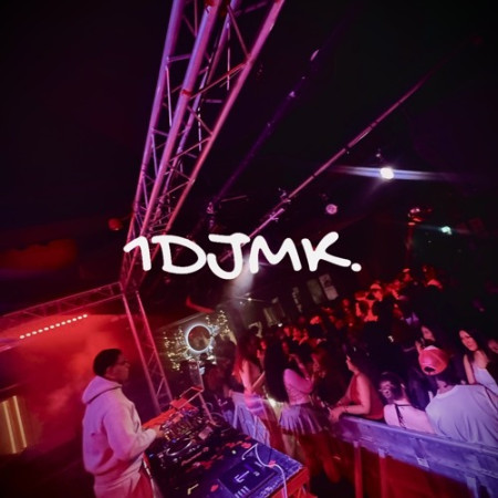 1DJMK.