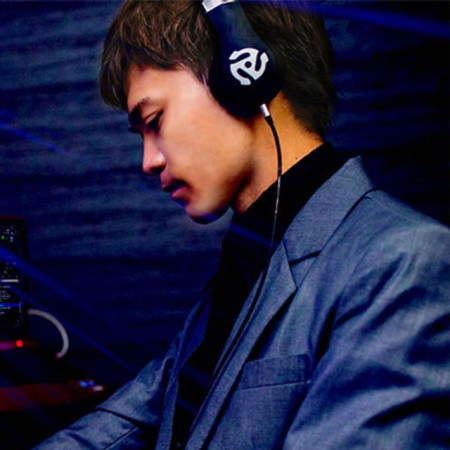 EDM DJ NAOKI
