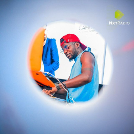 DJ ROJA