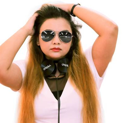 DJ STELLA