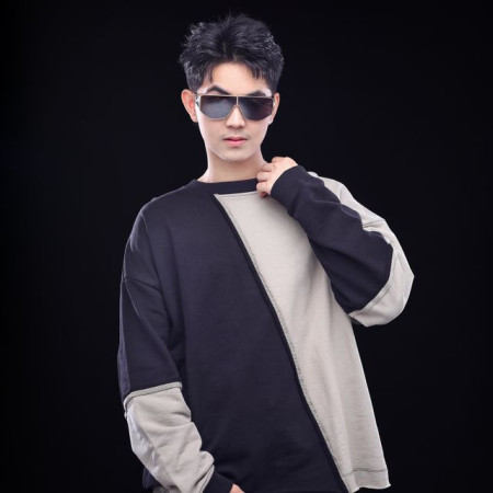 DJ TAIFOON