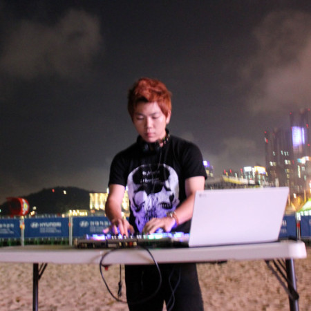 DJ TIP-TOE