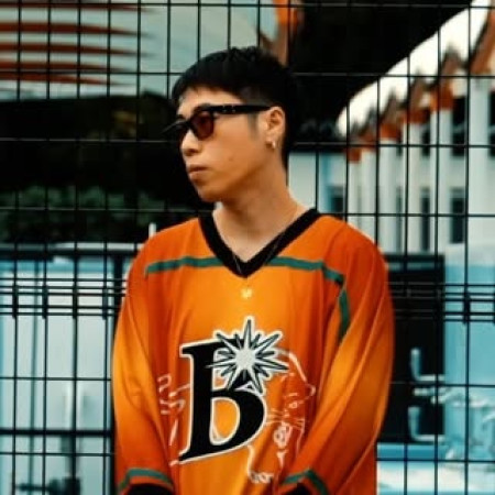 DJ YEN