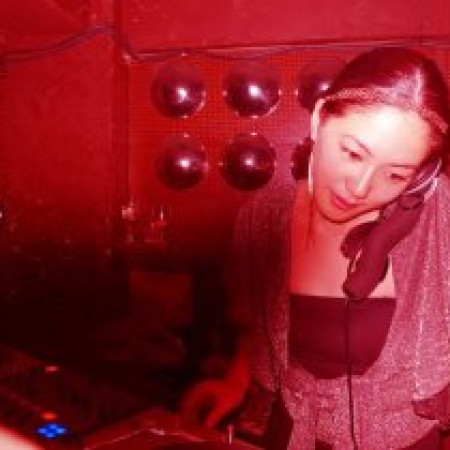 DJ246