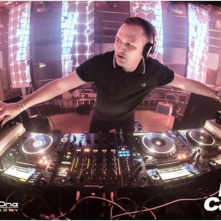 DJ Andy Pendle