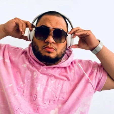 DJ BABY BLENDZ