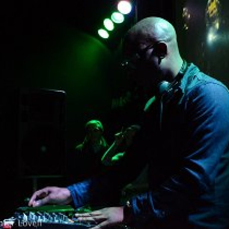 DJ Caspa