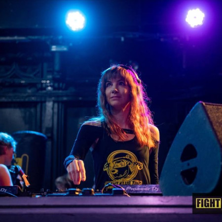 DJ DAZEE