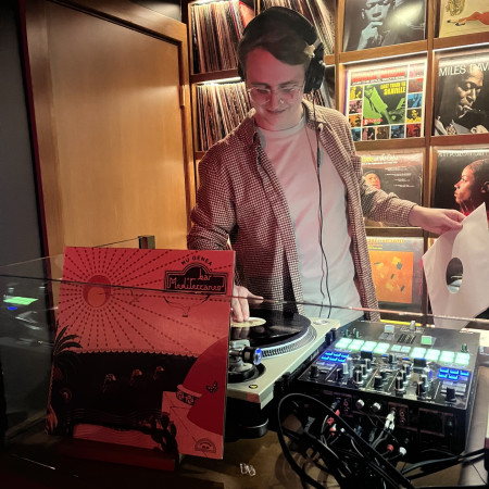 DJ DH