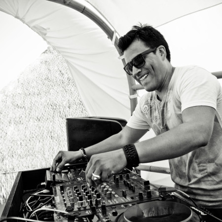 DJ Firmeza