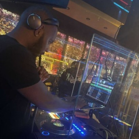 Dj Fizz UK