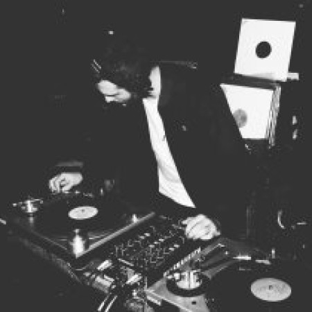 DJ GUS
