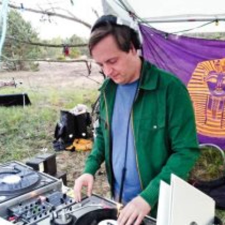 DJ Hedges