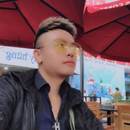 Hoàng Louis In Hai Phong City
