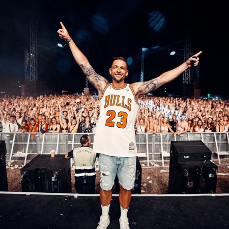 DJ Jonezy