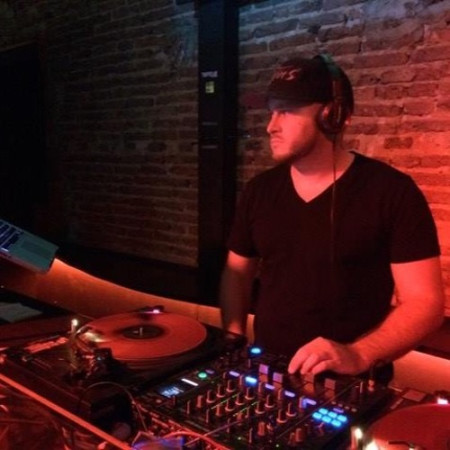 DJ JUSTO
