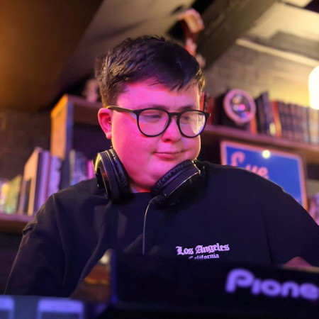 DJ Leeloo