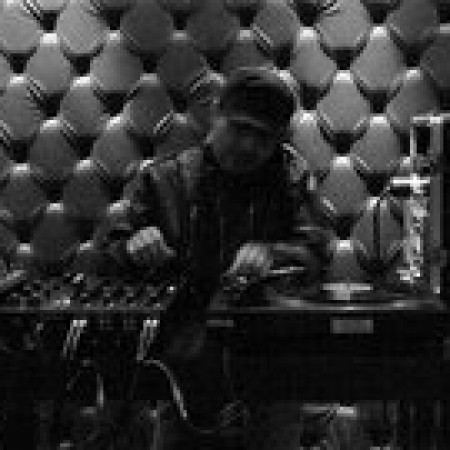 DJ Lennon
