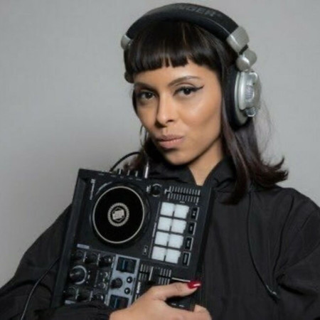 DJ Lucy Bakanal