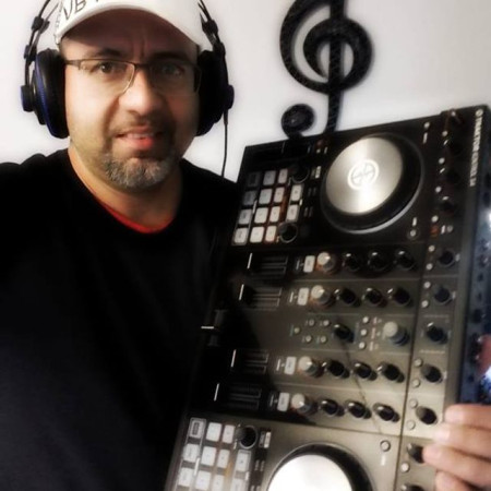 DJ MIKE RIVERA
