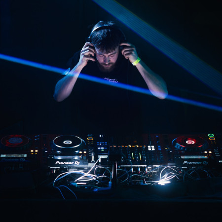 DJ NATZZ