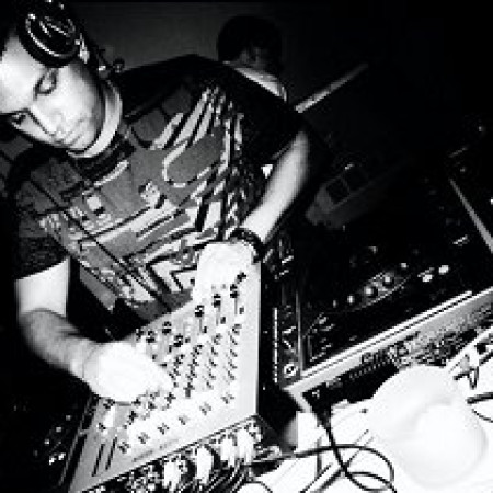 DJ Pauze