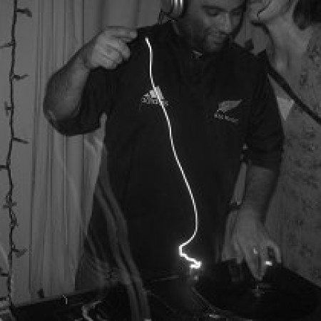 Dj Poontz