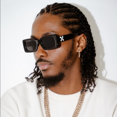 DJ R-LO